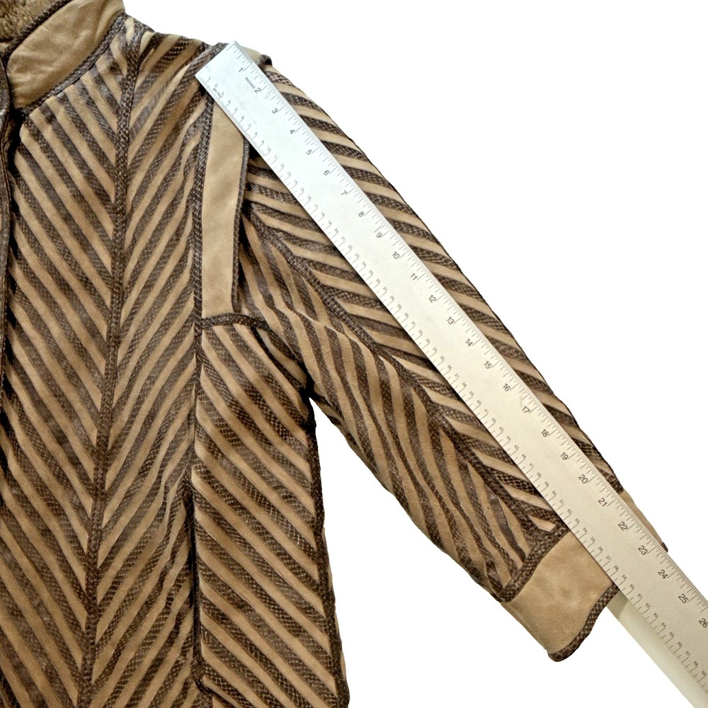 Vintage Suede & Embossed Leather Shearling Coat Tan Brown Boho Size 42 (M/L) - Picture 12 of 16